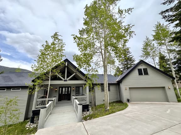 High Meadow Hideaway